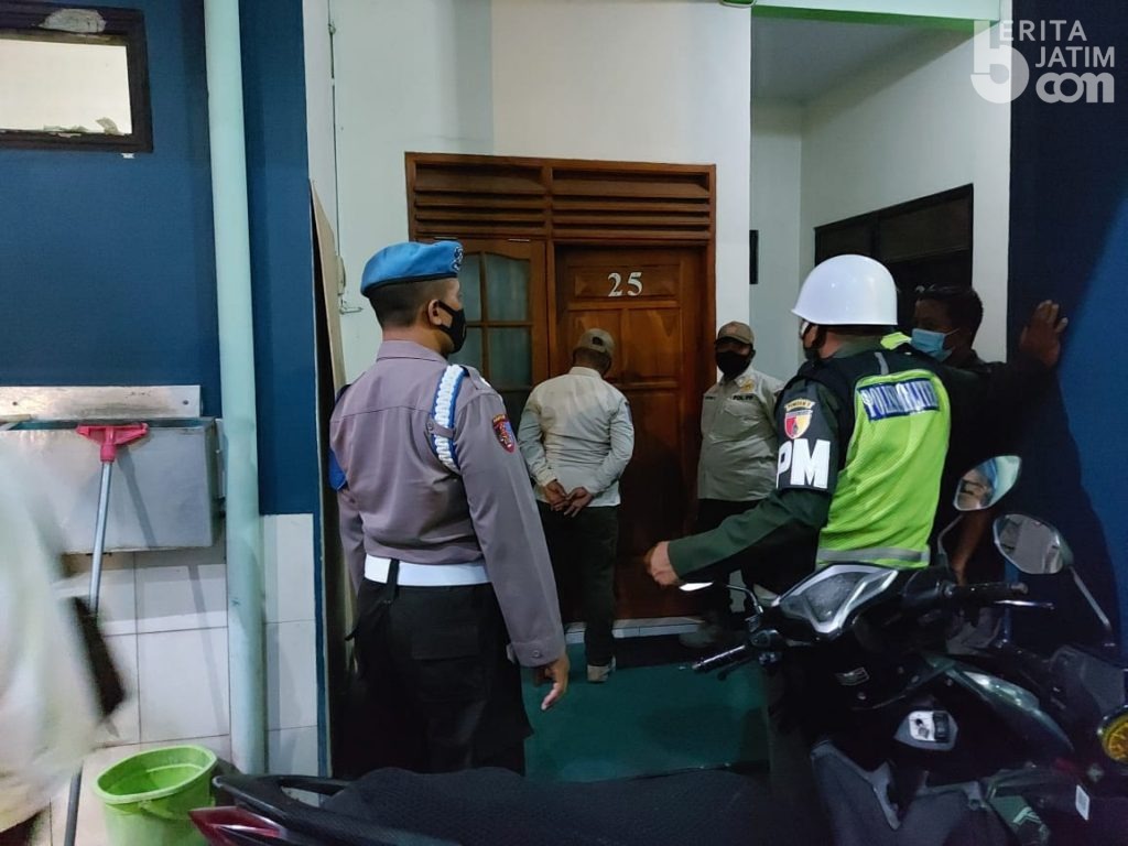 Jelang Ramadan, Petugas Gabungan Garuk 11 Pasangan Mesum di Jombang