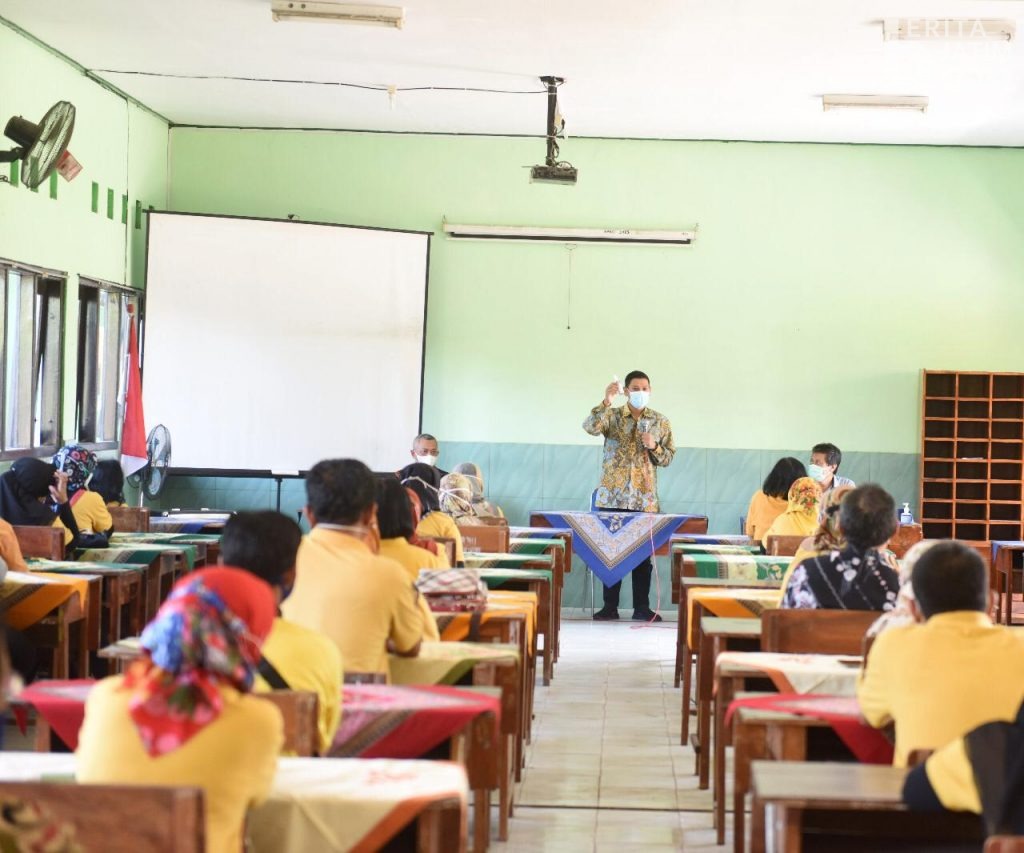 Wali Kota Kediri Sidak Kesiapan Sekolah Sebelum Melaksanakan Pembelajaran Tatap Muka Terbatas