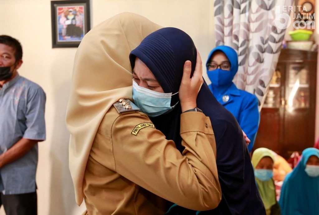 Istri ABK KRI Nanggala: Suami Saya Minta Doa, Lalu Tidak Bisa Dihubungi
