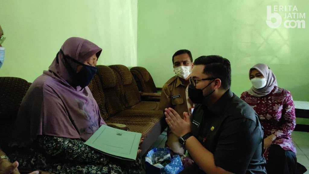 Bupati Kediri Janji Sekolahkan Anak Korban KRI Nanggala 402 Hingga Perguruan Tinggi