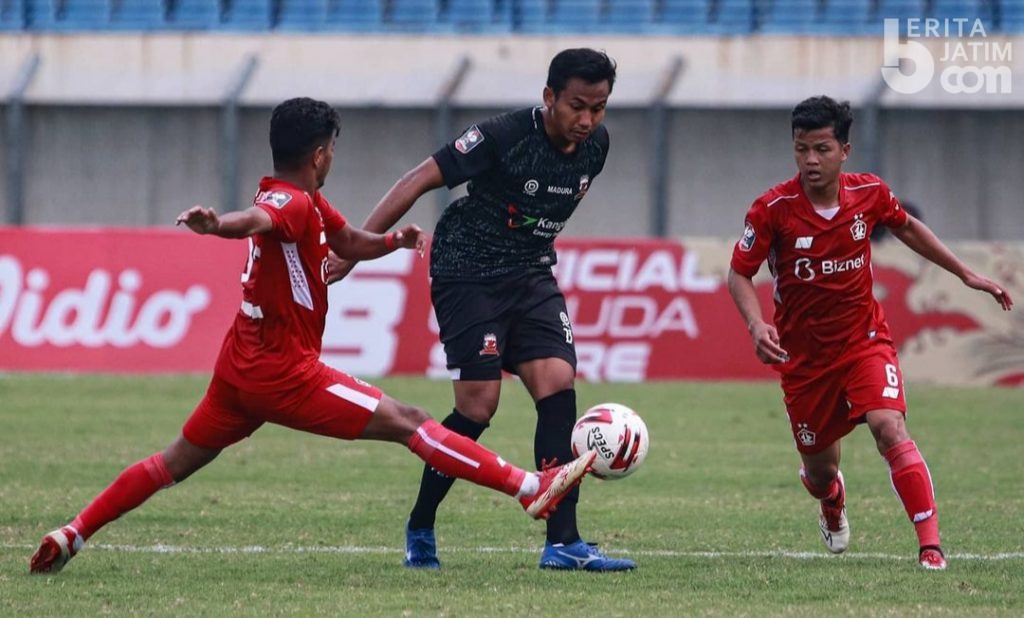 Madura United Menyerah 1-2 dari Persik Kediri