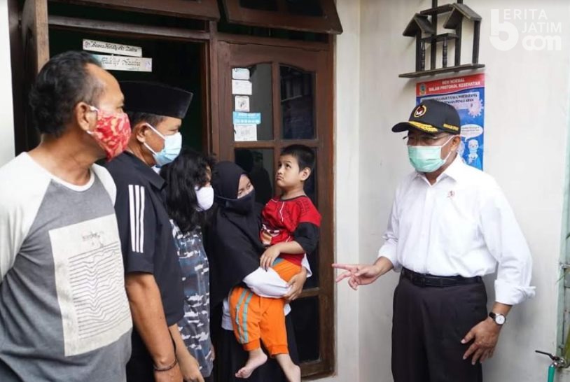 Menko PMK dan Wali Kota Madiun Kunjungi Keluarga ABK KRI Nanggala 402
