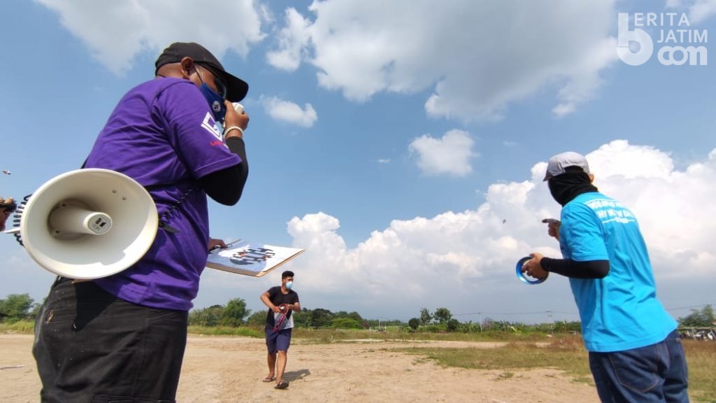 Lestarikan Budaya, 64 Peserta Ikuti Turnamen Joksyn Layangan Adu di Madiun