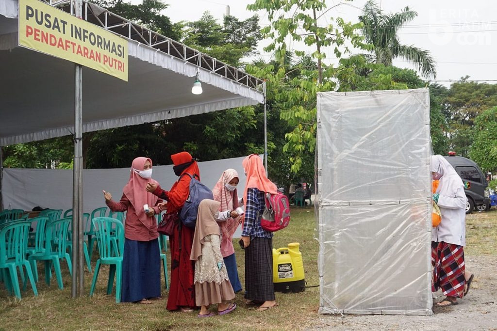 Kembali ke Pesantren Lirboyo, Kabupaten Kediri Fasilitasi Swab Antigen 1.000 Santri
