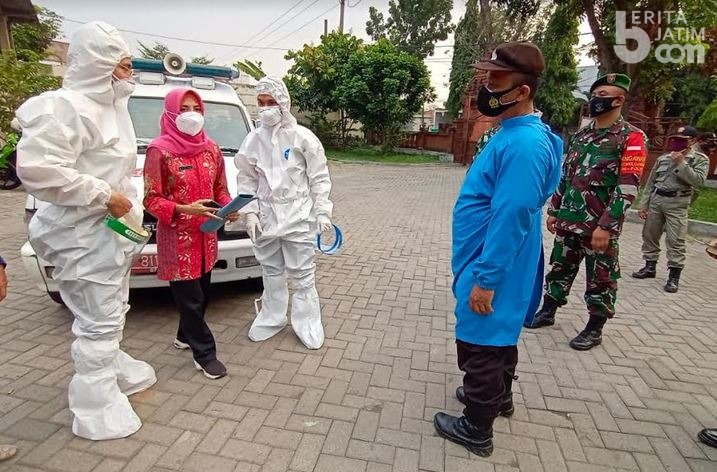 Lolos Masuk Jombang, Pasutri Positif Covid-19 Asal Bangkalan Dijemput Paksa
