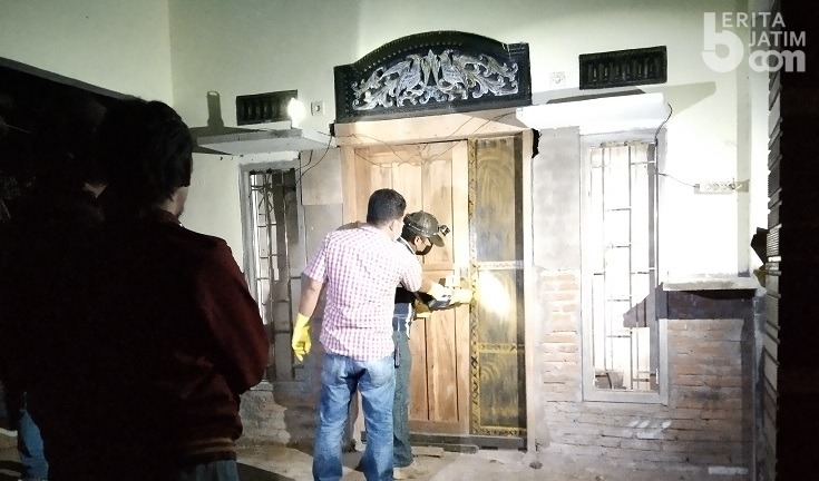 Diduga Baru Cerai, Suami Cekik Leher Istri Hingga Tewas