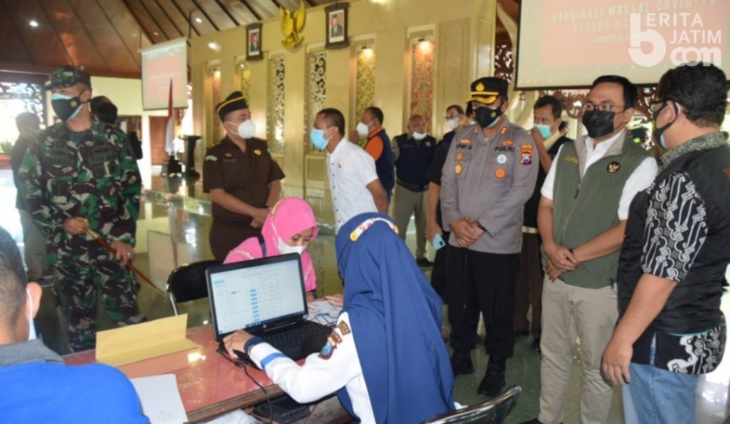 Gerakan ‘Satu Juta Vaksin’ Digelar di Pamekasan