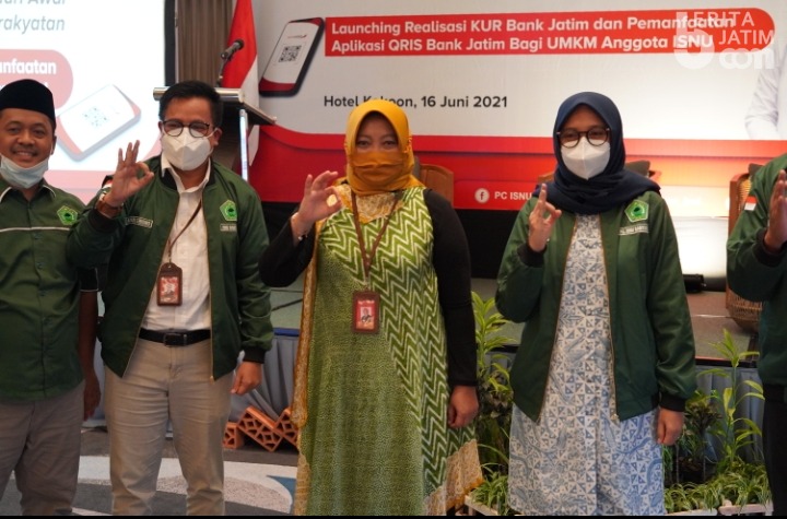 Bankjatim Salurkan KUR Pada UMKM Banyuwangi