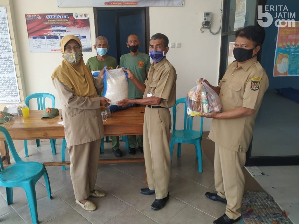 Fasilitasi Warga Isoman Covid-19, Pemkot Kediri Berikan Sembako