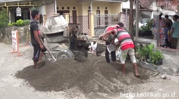 Kampung Inggris Kediri Disulap Jadi Kawasan Bebas Kumuh