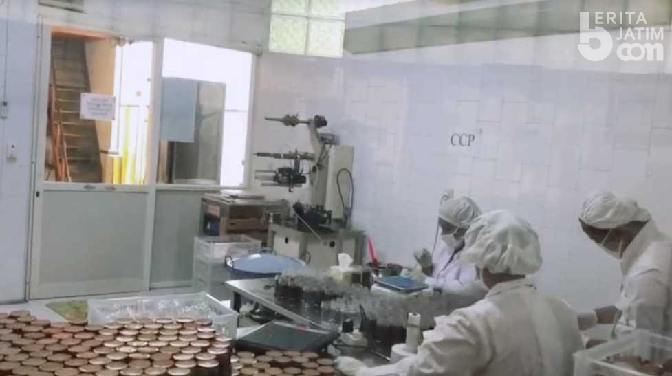 Covid-19 Belum Berakhir, UMKM Binaan SIG Ekspor 2.160 Botol Sambal ke New York