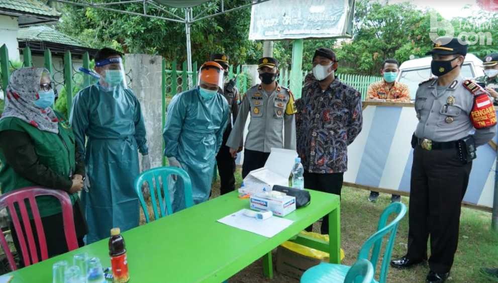 Plat Nomor Luar Kota Diberhentikan di Pos Perbatasan Sumenep – Pamekasan