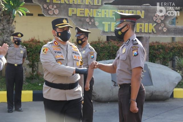 HUT Bhayangkara, 49 Personel Polres Kediri Kota Naik Pangkat
