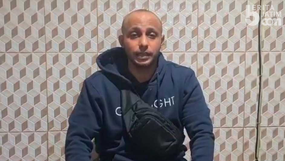 Warga Ampel Surabaya yang Viral Unggah Video Bendera Putih Minta Maaf