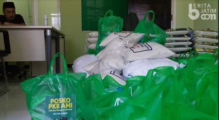 Harlah dalam Masa Pandemi, PKB Jember Bagikan Seribu Paket Bantuan