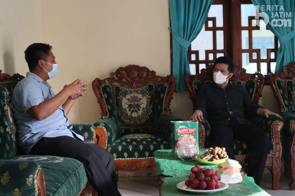 Pastikan Bansos PPKM Darurat Warga Desa, Emil Sambangi Pengurus Asosiasi Kades