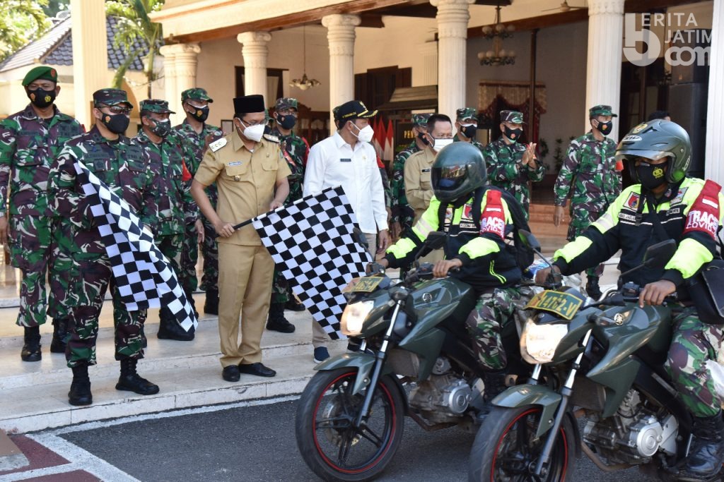 Bupati dan Wabup Sidoarjo Berangkatkan Bansos Sembako untuk Ribuan Warga Terdampak Covid-19