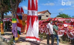 Pedagang Bendera ‘Agustusan’ Mulai Padati Pamekasan