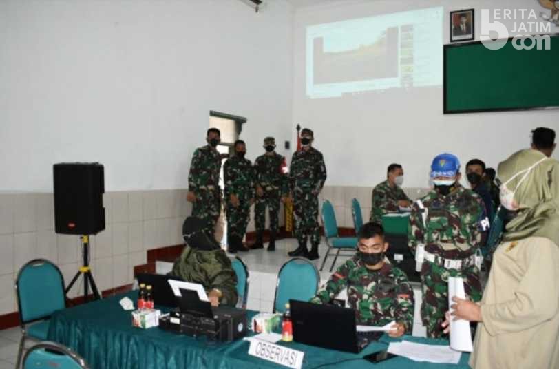 Danrem 083/Baladhika Jaya Tinjau Vaksinasi di Kodim Pasuruan