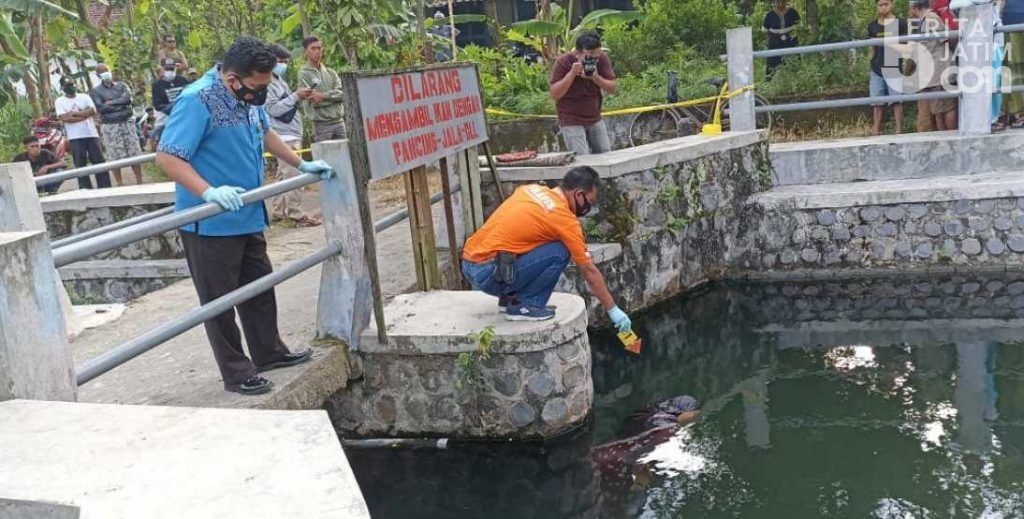 BAB di Sungai, Warga Plosoklaten Kediri Temukan Jasad Perempuan