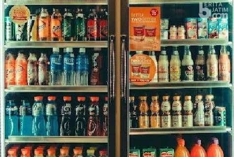 Saat Minum Soda, Inilah yang Terjadi pada Tubuh Kita