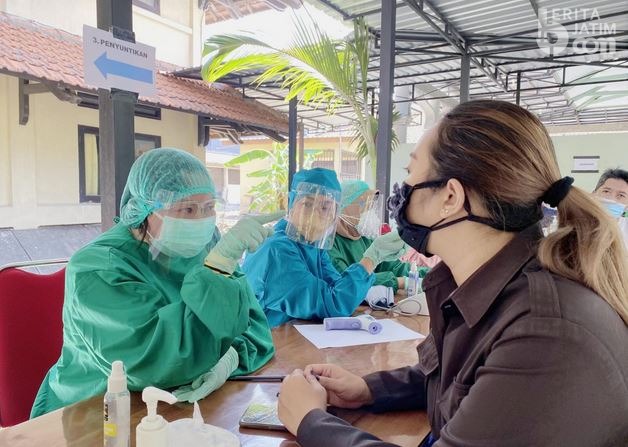 Poltekkes Kemenkes Malang Kampus IV Kediri Selenggarakan Vaksinasi