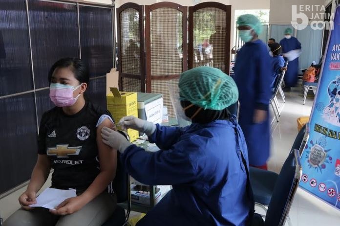 Total 7.184 Orang Vaksinasi di RS Efram Harsana Lanud Iswahjudi