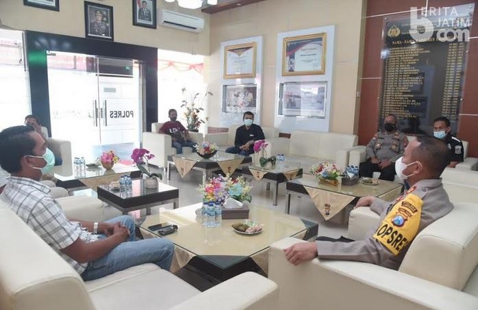 Pekerja Seni Sampaikan Keluh Kesah ke Polres Lamongan