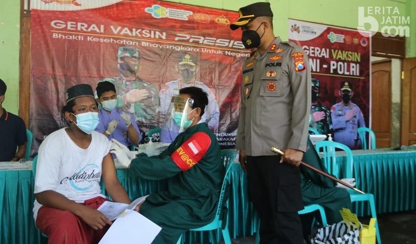 145 Santri Jalani Vaksinasi Presisi di Polsek Pangkur Ngawi