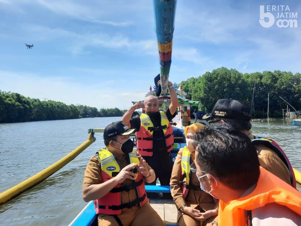 Bupati Jember: Pasir Besi Paseban Jangan Ditambang, Kita Butuh Ikan, Bukan Pasir!