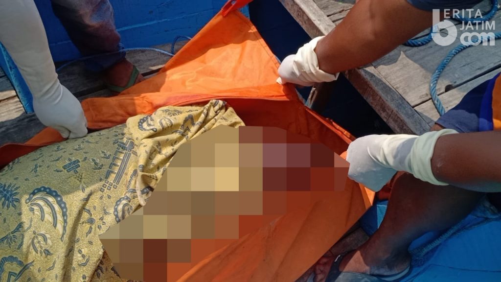 Nelayan Ujungpangkah Gresik Temukan Jasad Nelayan Madura Terbujur Kaku