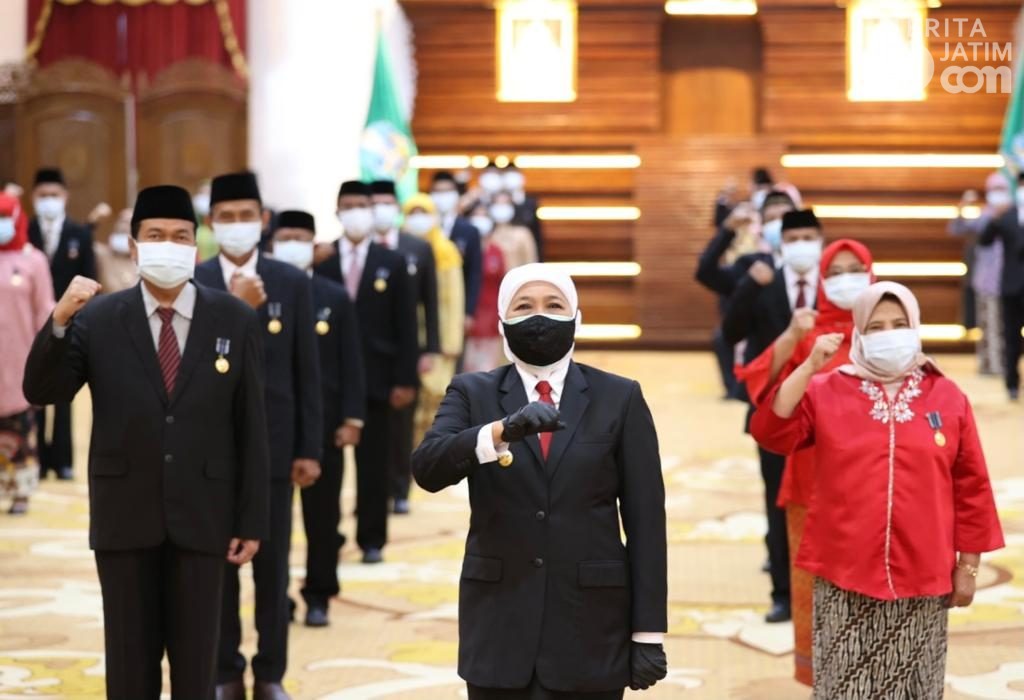 Digelar Bertahap, 576 ASN Jatim Terima Satyalancana Karya Satya Tahun 2021