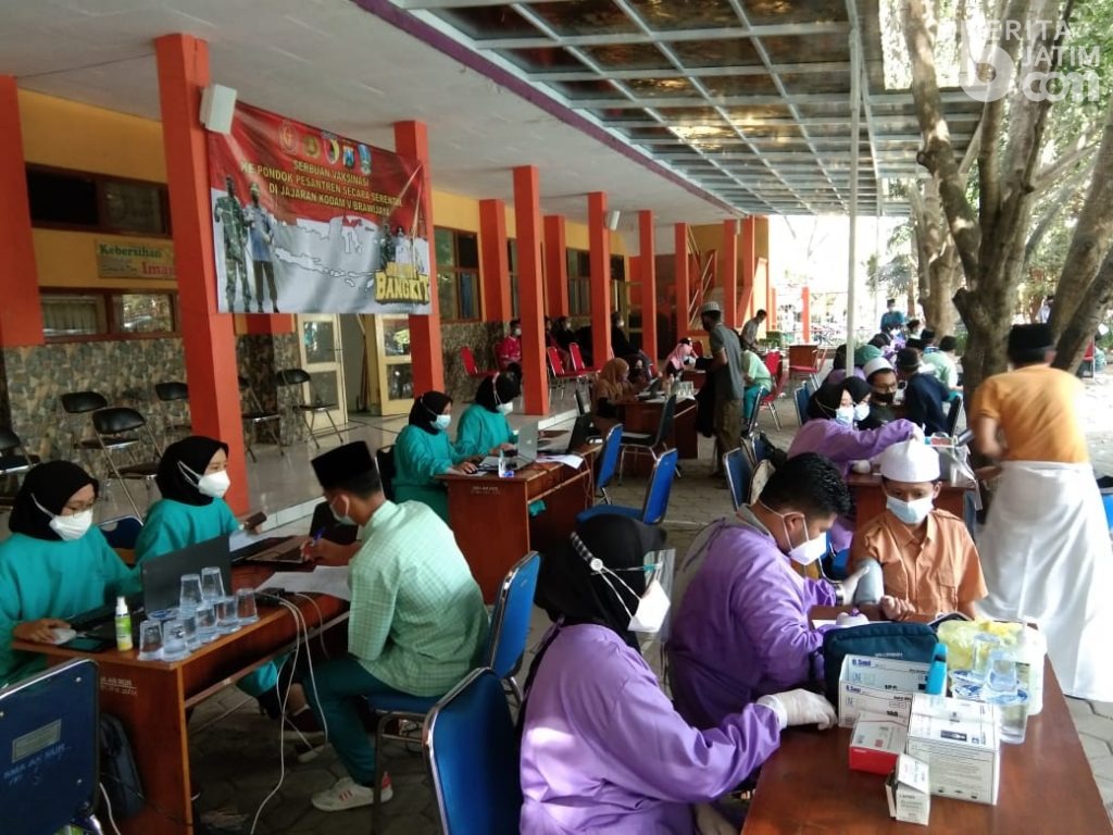 Kodim 0818 Malang-Batu Gelar Vaksinasi untuk Ribuan Santri Ponpes An-Nur