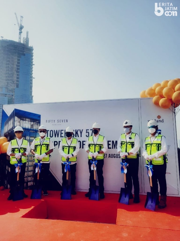 Intiland Gelar Topping Off Tower Kedua Apartemen Fifty Seven Promenade