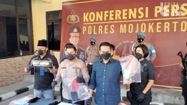 Pembunuhan Sadis di Trowulan Mojokerto Berawal dari Pencurian 2 HP