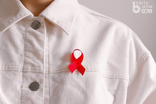 Bahaya HIV yang Tak Kasat Mata