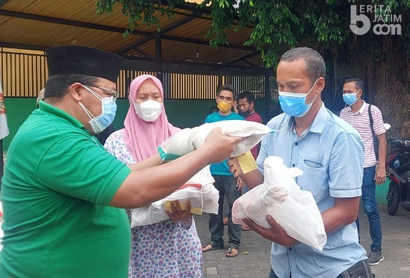 Ansor Jombang Juga Salurkan Bantuan untuk Anak Yatim Korban Covid-19