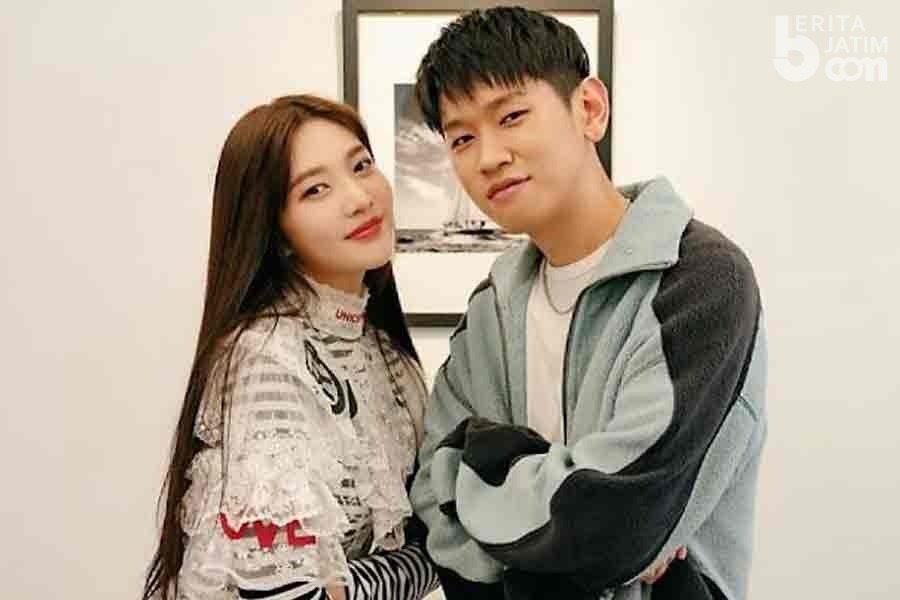 Terungkap, Joy Red Velvet dan Crush Resmi Pacaran