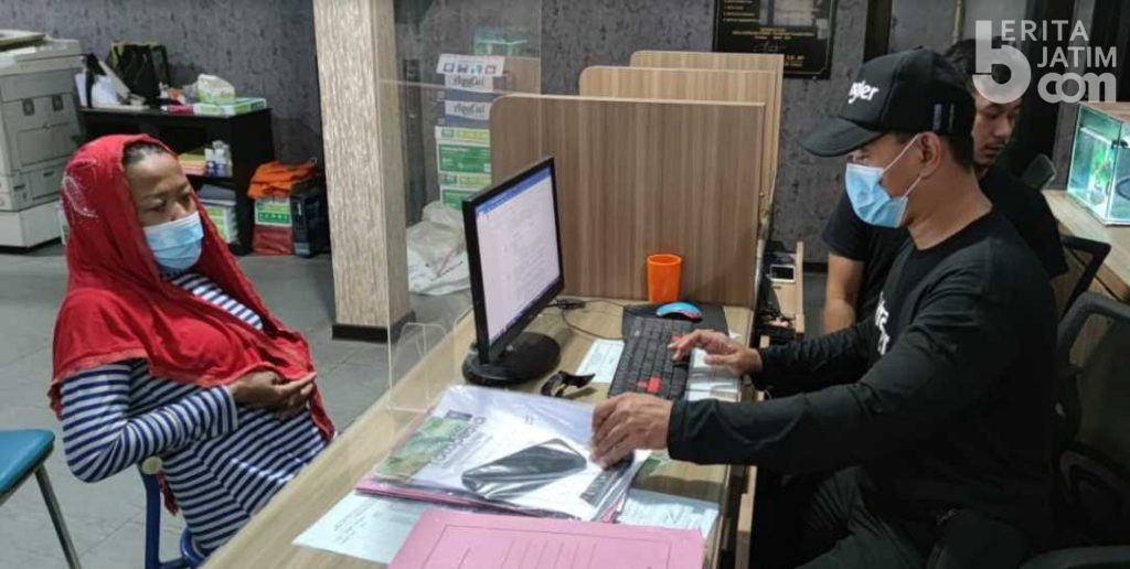 Kepepet, Ibu Rumah Tangga Curi Sembako di Pasar Surya Surabaya