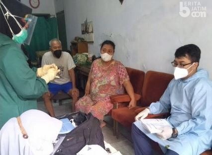 SiMbahKu Strategi Genjot Vaksin Kelompok Lansia