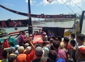 Cari Ikan di Tengah Laut, Warga Sumenep Meninggal di Kapal