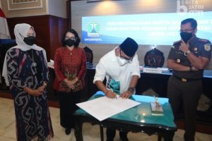 Pemkot Malang Serahkan Dana Hibah Rp3 Milyar Lebih ke Parpol