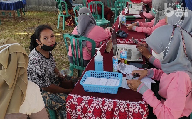 Percepat Herd Imunity di Madura, IKA Unair Gelar Vaksinasi di Kampung Pelaut