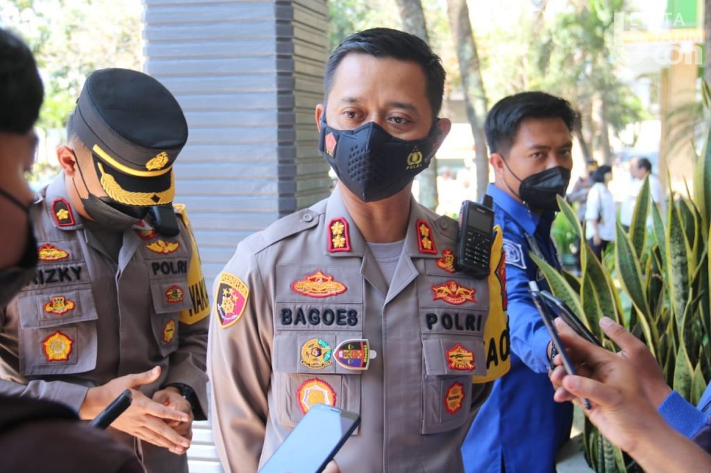 Kapolres Malang Tinjau Pelaksanaan Vaksinasi Merdeka 5.000 Dosis di SMKN 1 Singosari