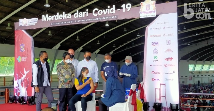 Kadin Surabaya Dan Pengusaha Gelar Vaksin Untuk 10 Ribu Orang
