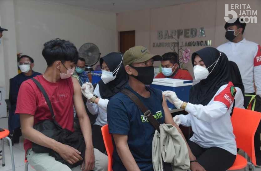 Insentif Vaksinator di Lamongan Cair, Nakes Masih Proses