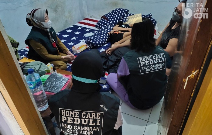 Home Care Peduli Bantu Pengobatan Remaja Penderita Kanker Tulang