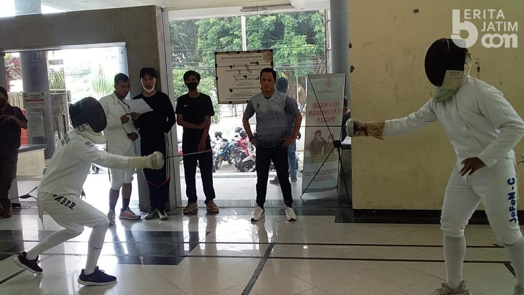 Ikasi Jember Mandiri Biayai Pemusatan Latihan Anggar di Bogor dan Solo