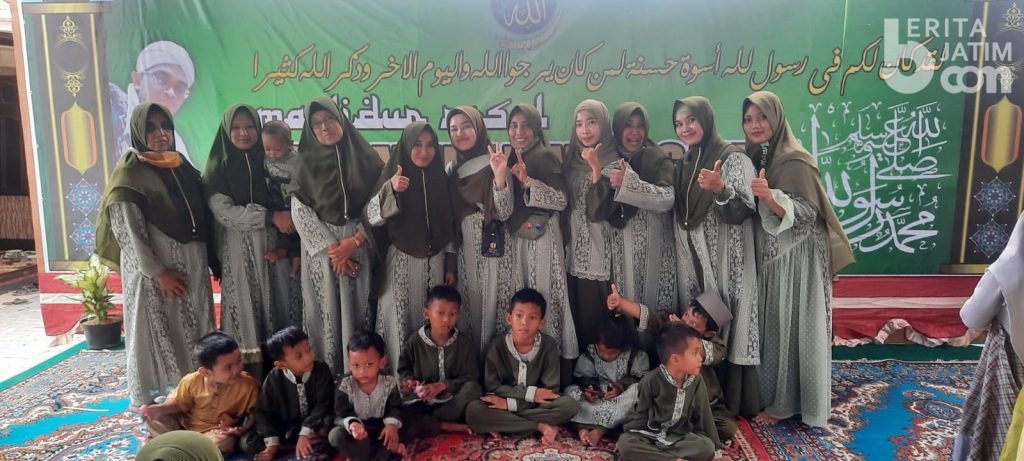 Serunya Tradisi Berayaan Rayakan Maulid Nabi di Desa Tambak Oso