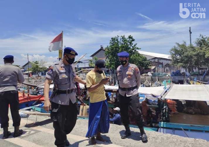 Rombongan Haul KH Hamid Pasuruan dari Madura Datang Lewat Jalur Laut